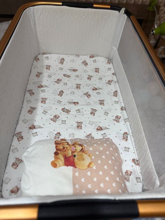 Кошарата е подходяща за новородени бебета и деца на възраст до 6 м.