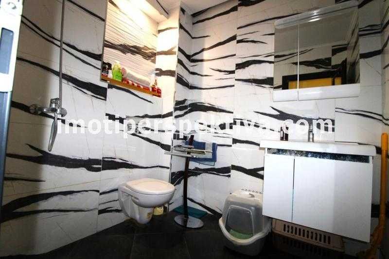 Продава се Двустаен апартамент в Пловдив, Беломорски - 79 кв.м за 1291 €/кв.м - Снимка #4