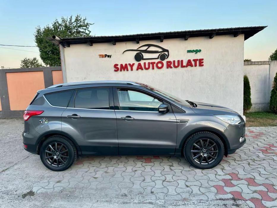 FORD Kuga 2013 — imagine 2