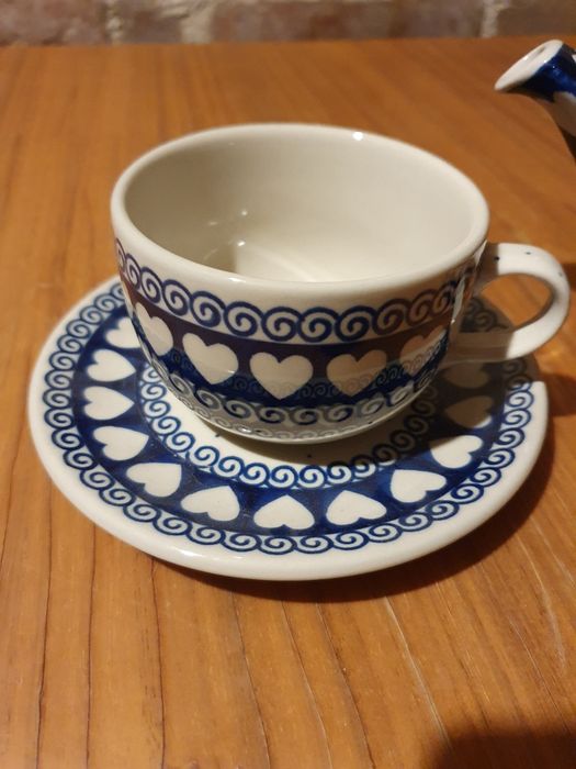 Set cu ceainic și ceașcă