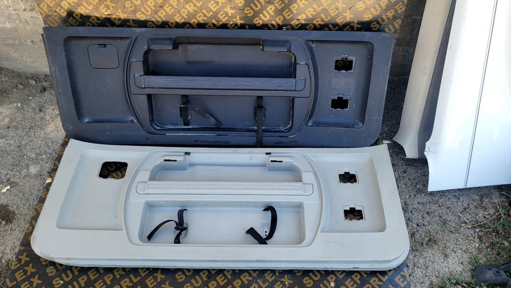 Паджеро пластик по салону