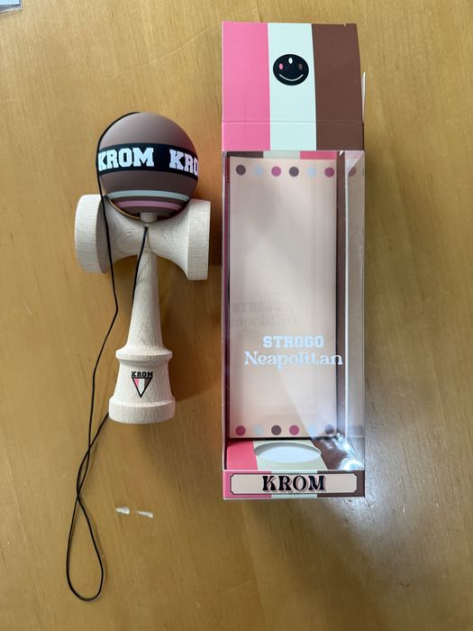 Kendama Krom Strogo