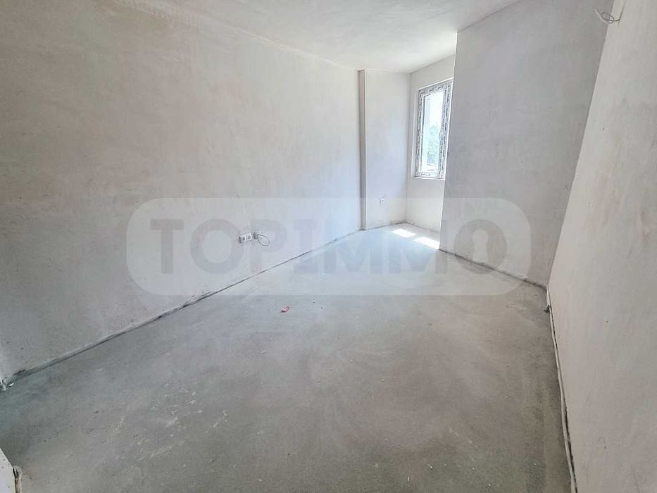 Продава се Тристаен апартамент в Варна, Аспарухово - 93 кв.м за 1010 €/кв.м - Снимка #2