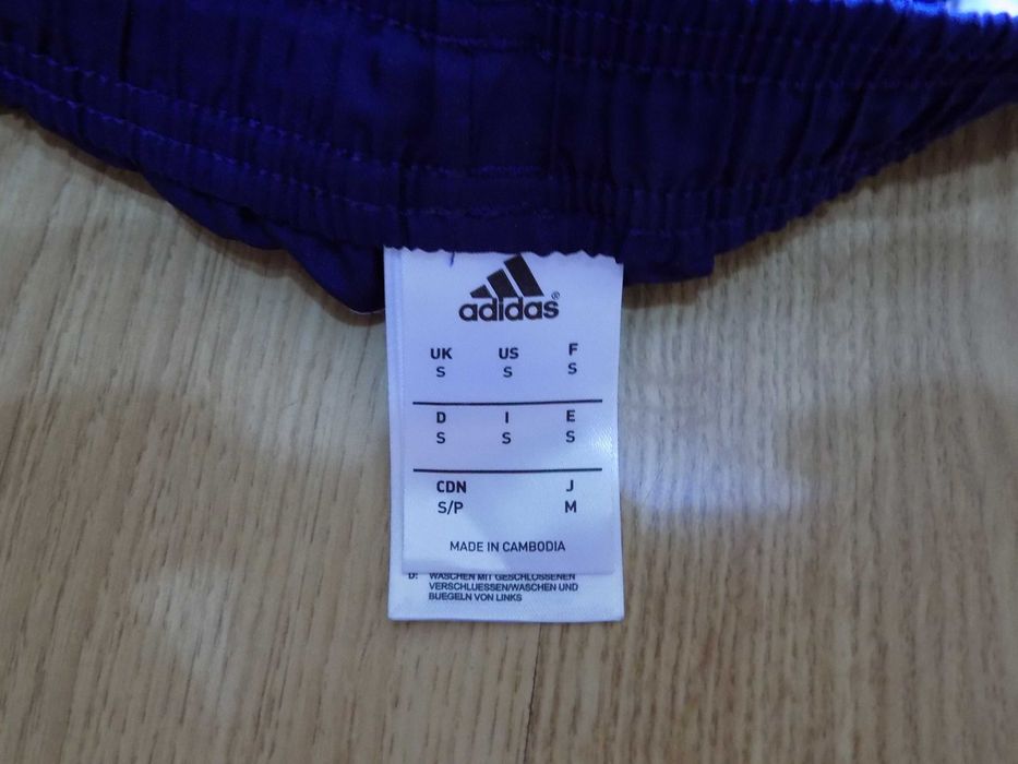 къси панталони adidas bayern шорти гащета футболни мъжки оригинал S/М