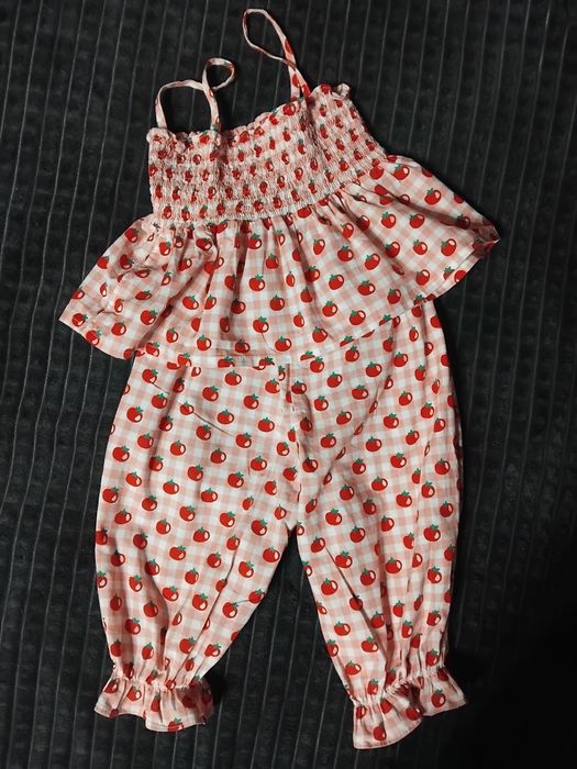 Комплект для девочки 90