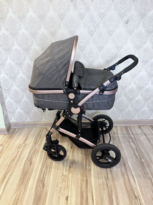 Коляска прогулочная