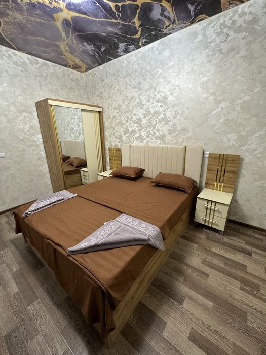 Без Закс Хотел. Bez Zaks Mexmonxona