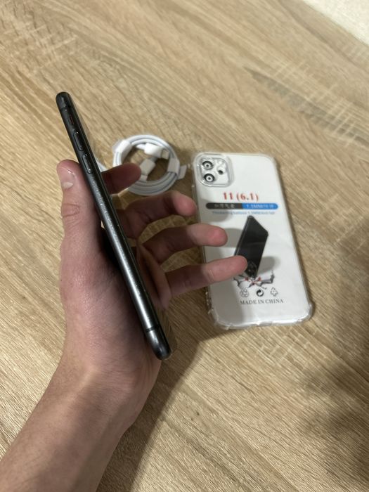Iphone 11     Айфон 11