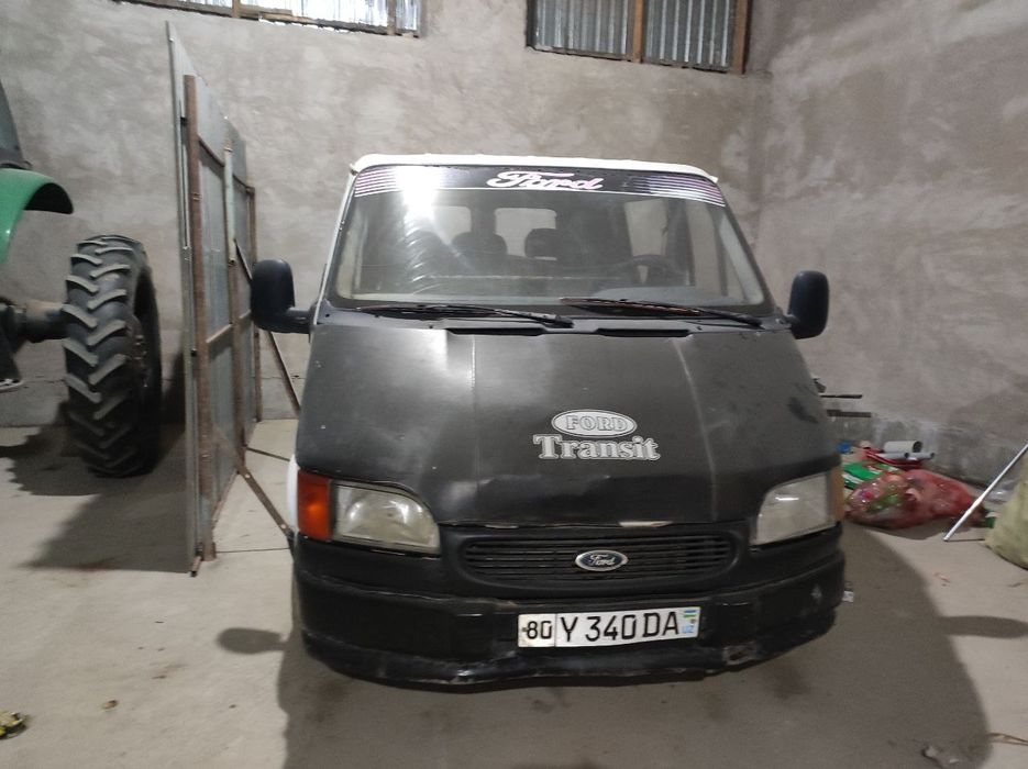Ford tranzit sotiladi