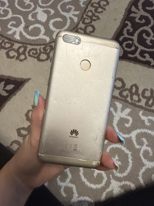 Телефон huawei model SLA-L22