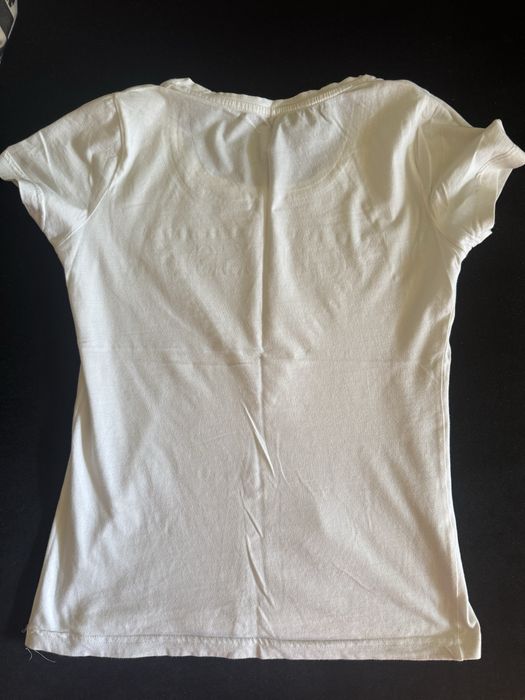 Тениска с къс ръкав на Guess