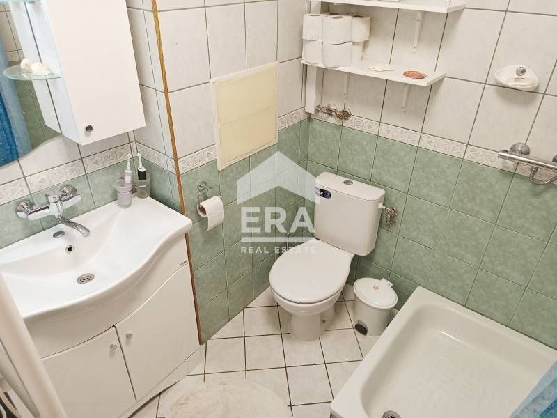 Продава се Тристаен апартамент в Поморие - 102 кв.м за 565 €/кв.м - Снимка #11
