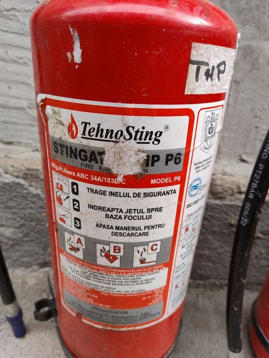 Instinctor incendiu 120 lei buc