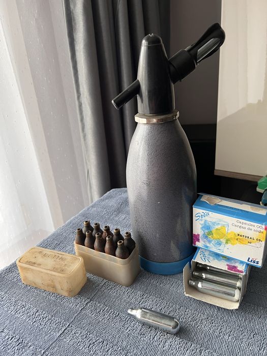 Sticla sifon cu capsule