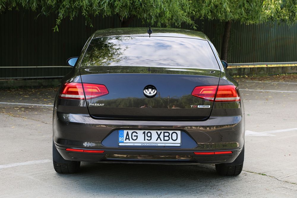 VOLKSWAGEN Passat 2016 — imagine 3