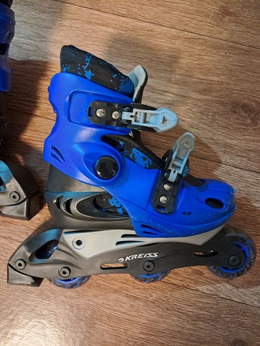 Продам роликовые коньки
