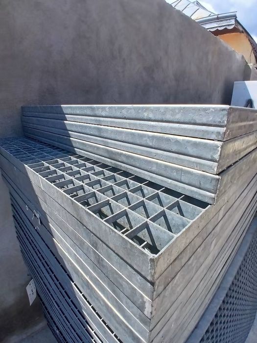 Gretare zincate galvanizate