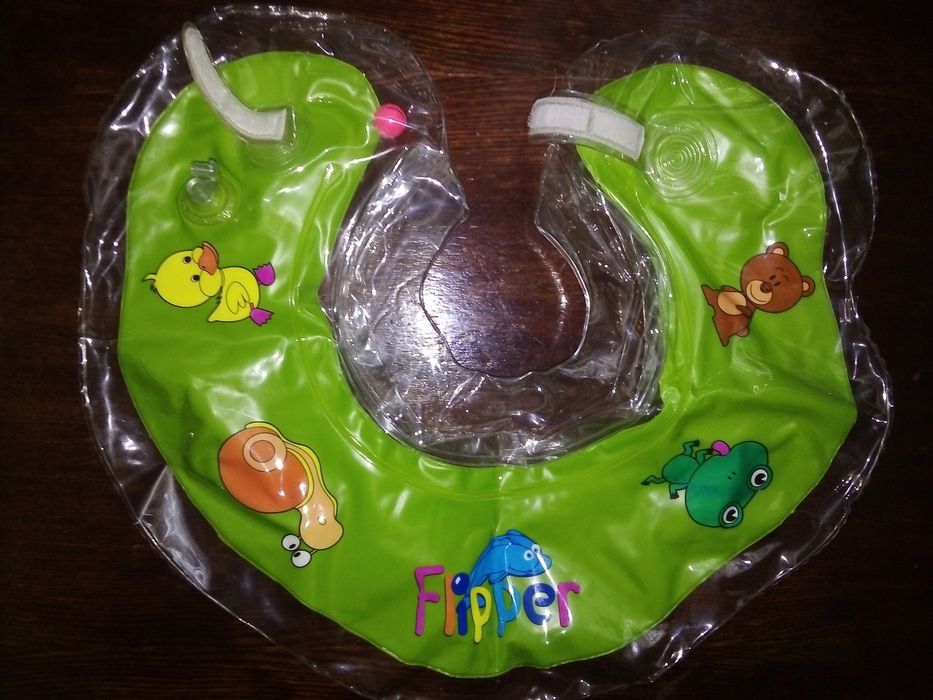 Детский круг на шею с ручками Flipper, для купания ребенка!
