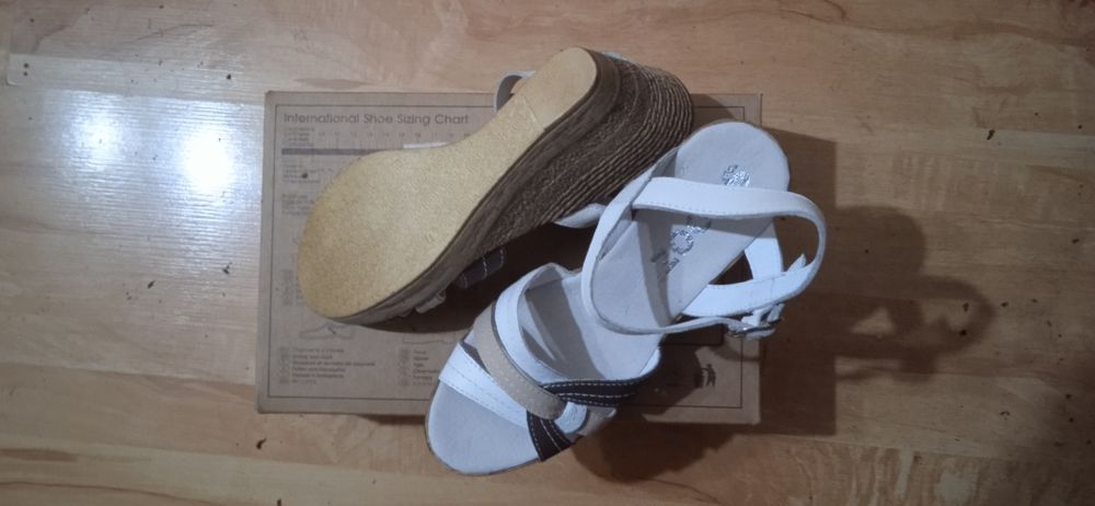 Качествени сандали 39 намер