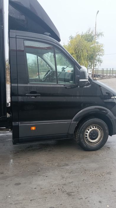 Vând  Volkswagen Crafter