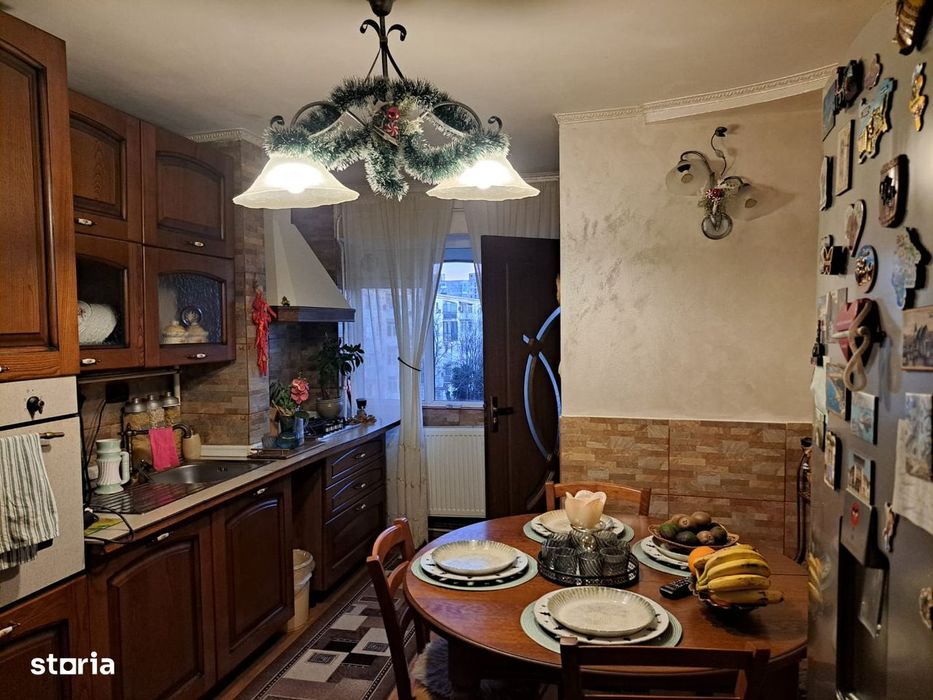 Apartament 3camere Craiovita,75 mp,3/10 cu lift