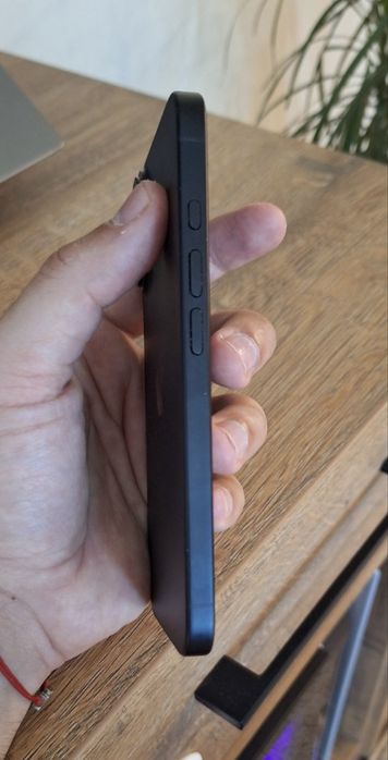 Iphone 16 128gb без забележки