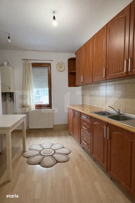 Apartament 3 camere, 70 mp, Sangeorgiu de Mures, zona Semicentrala