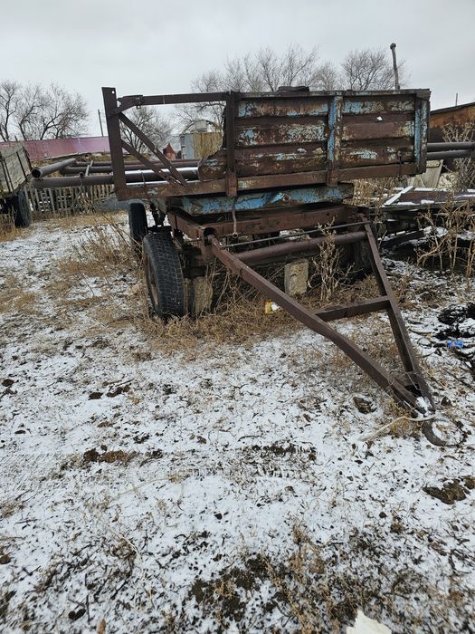 Продам трактор МТЗ-80 с прицепом