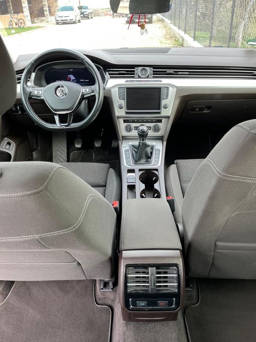 VOLKSWAGEN Passat 2017 — imagine 5
