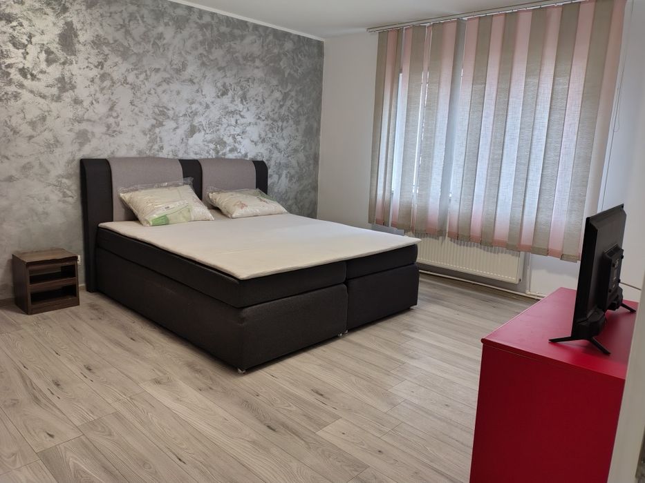 De închiriat  apartament cu o cameră