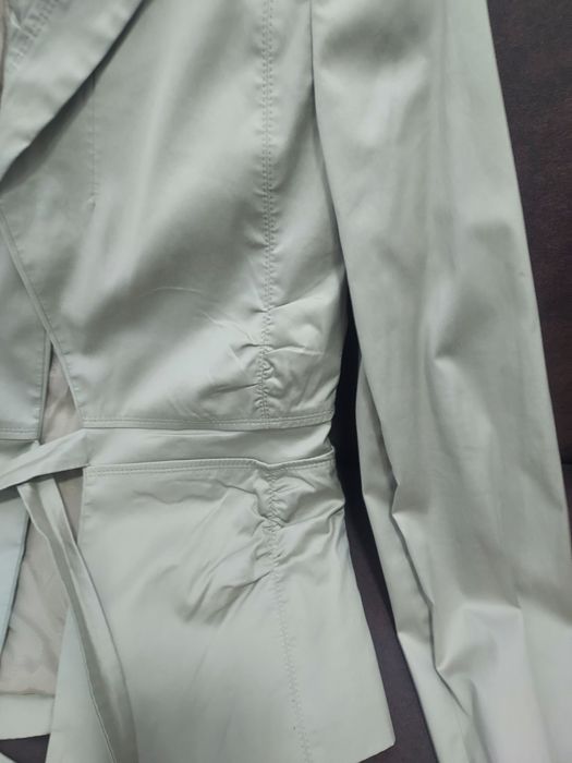 Sacou Hugo Boss, marimea S, foarte chic