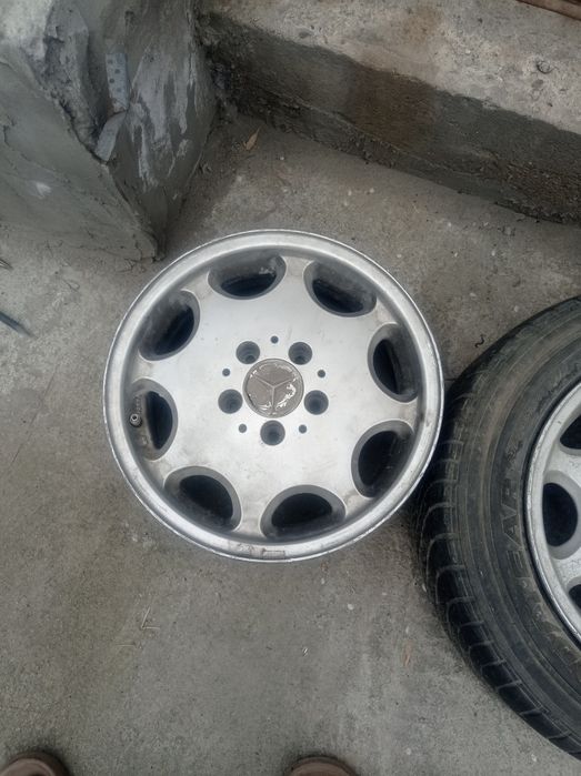 Продам диски на 15 для мерседеса