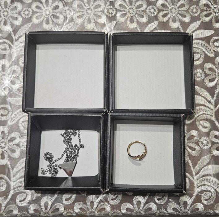 Бижута от Icedout