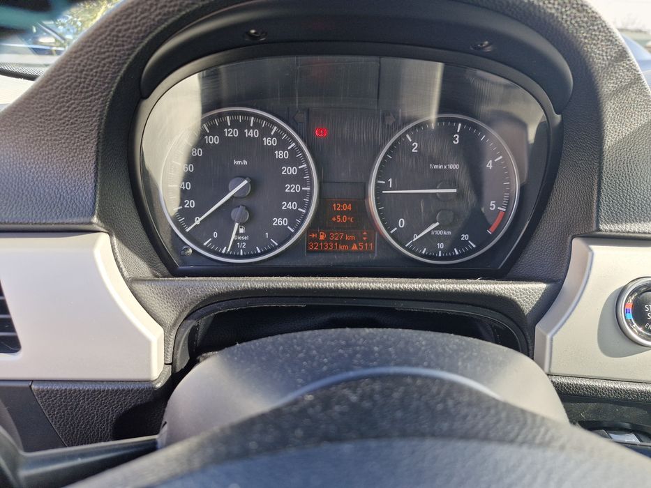 De vanzare bmw e90 an 2010 lci facelift 6300 euro negociabil!