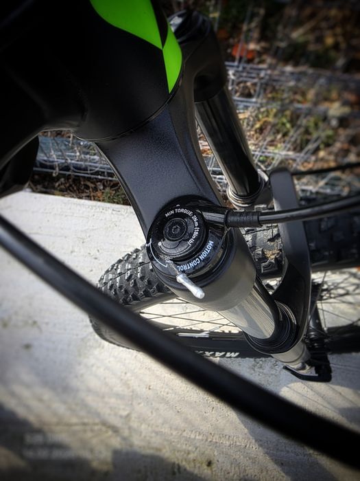 Bicicleta Electrica Scott Strike eRide 910