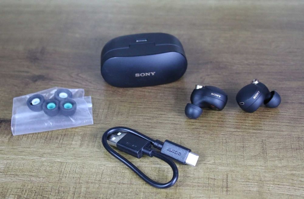 Casti Sony WF-1000XM4 ca noi, baterie schimbata, tine ca la achizitie.