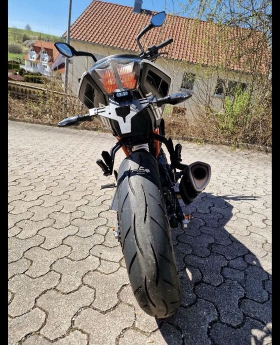 Dezmembrez Ktm duke 125/390 Rc 125/390
