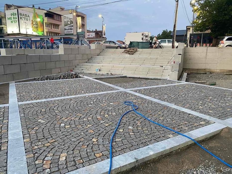 Piatră cubică Andezit, mă deplasez oriunde în Țară