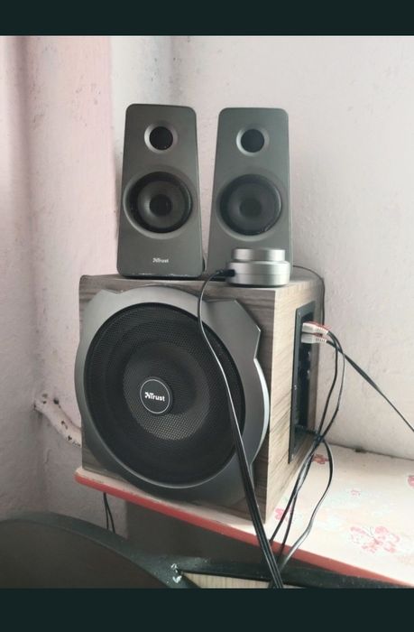Sistem audio 2.1