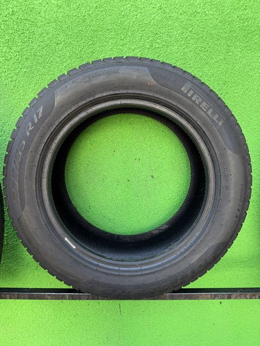 235/55/17 M+S PIRELLI SOTTOZERO3 DOT 2022 Profil 80%