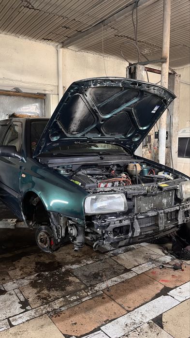 Продам фары фолксваген венто!