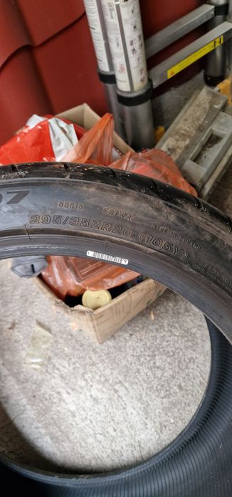 295/35/20 Bridgestone Potenza S007