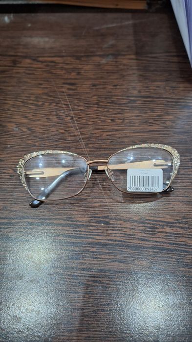 Продам оправы новые