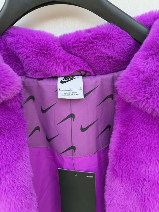 Nike Teddy Bear уникално дамско пролетно палто Л размер Ново