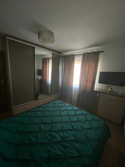 Apartament cu 2 camere de închiriat