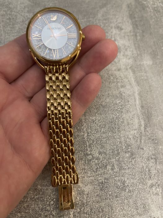 Часы наручные женские