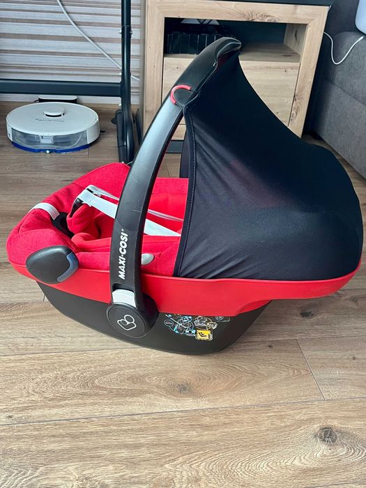 Maxi-Cosi Pebble Origami Red – бебешко столче за кола, кошница