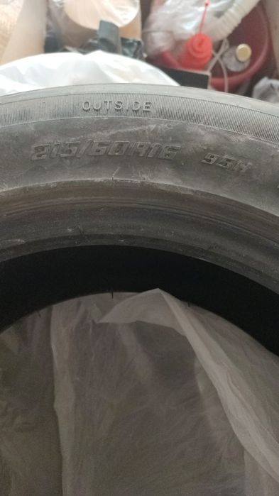 Продам шины,в нормальном состоянии