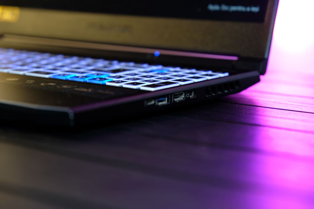 Acer Predator Helios 300 PH315-53 - Intel i7 gen 10  / SSD 1 TB / 16 GB DDR4 / NVIDIA GeForce RTX 2060 6 GB