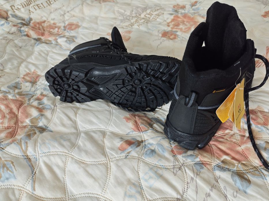 Мъжки зимни туристически боти